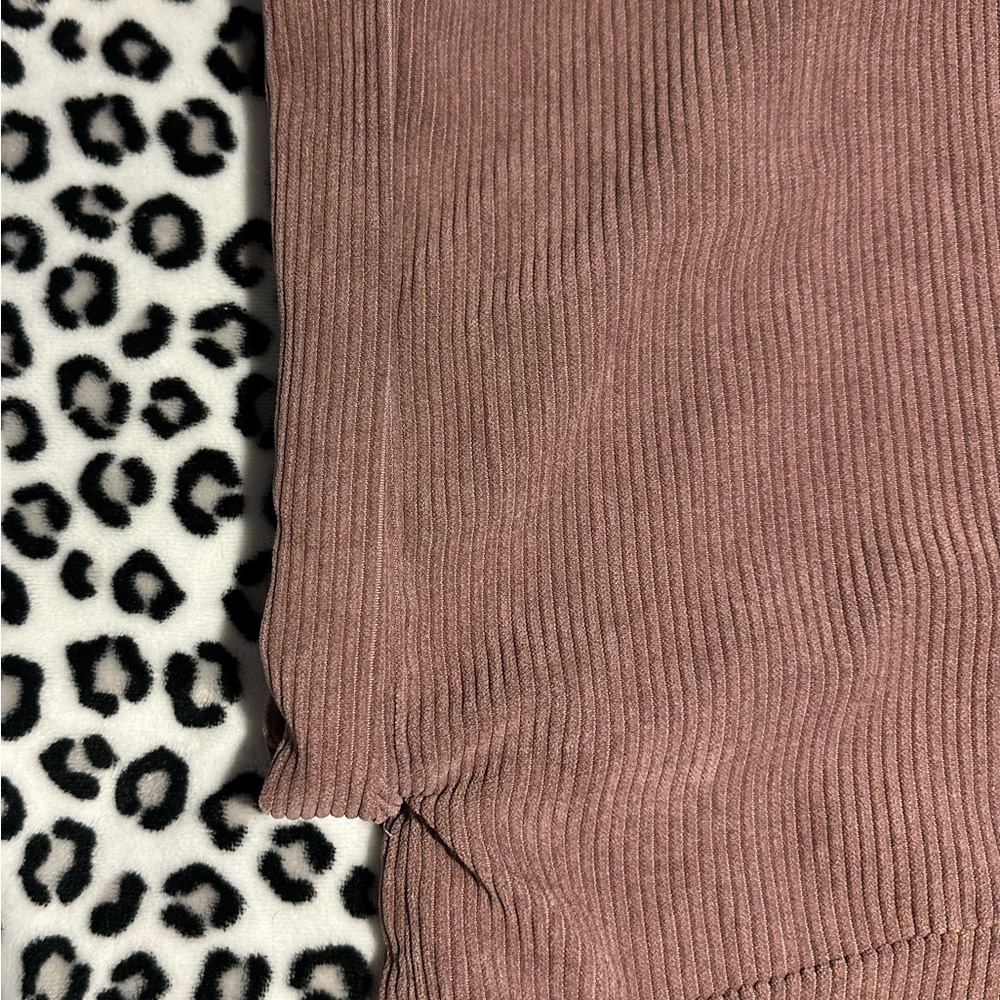 Madewell V-Neck Corduroy Blouse in Mauve - Picture 2 of 6